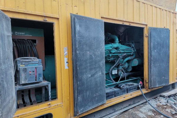 娄底发电机组夏季保养的注意事项有哪些？