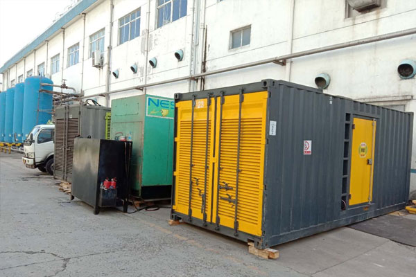 娄底发电机组保养是确保其正常运行、延长使用寿命的关键，以下是一些保养注意事项