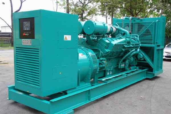 娄底柴油发电机组电压不稳定怎样维修？