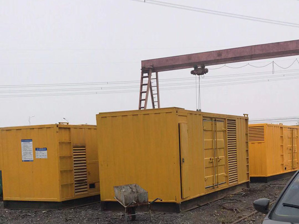 娄底100kw柴油发电机组每小时油耗？