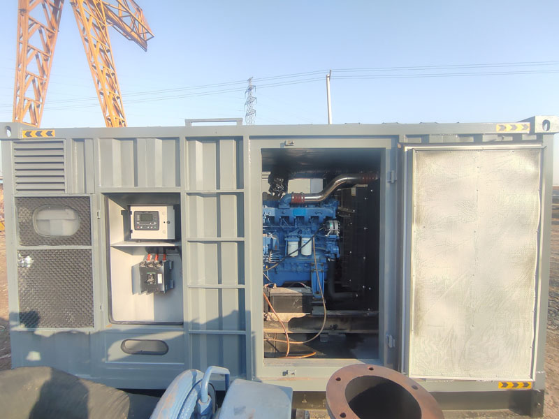 娄底柴油发电机组的机油多久更换一次比较合适？