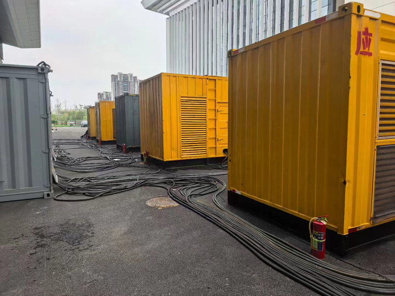 娄底不同季节柴油发电机组保养有哪些注意事项？